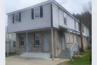 6 Maple St, Chester, MA 01011 - Photo 1