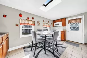 107 Apsley St, Hudson, MA 01749 - Photo 16