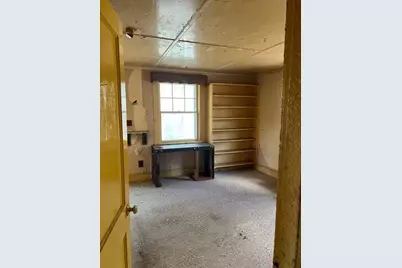 139 Eastern Ave, Essex, MA 01929 - Photo 4