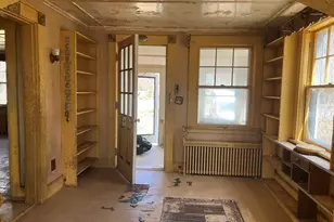139 Eastern Ave, Essex, MA 01929 - Photo 2