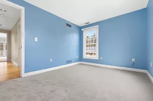 25 Essex Green Ln, Peabody, MA 01960 - Photo 30