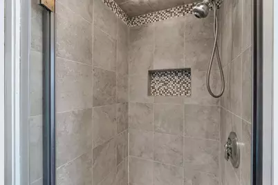 478 Fall River Ave, Seekonk, MA 02771 - Photo 14