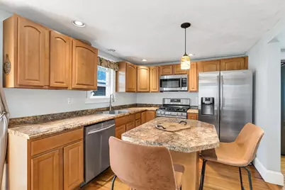 478 Fall River Ave, Seekonk, MA 02771 - Photo 2