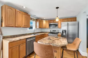 478 Fall River Ave, Seekonk, MA 02771 - Photo 2