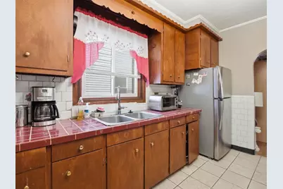 77 Lewis St, Everett, MA 02149 - Photo 10
