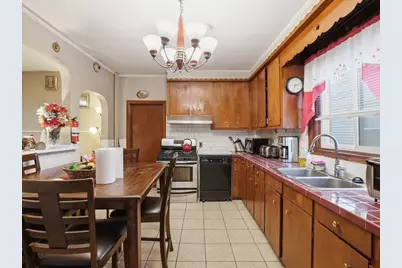 77 Lewis St, Everett, MA 02149 - Photo 8