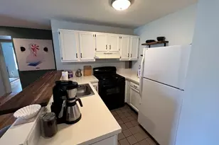 255 Beacon St, Somerville, MA 02143 - Photo 6