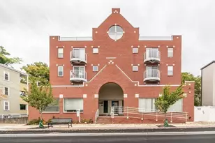 255 Beacon St, Somerville, MA 02143 - Photo 12