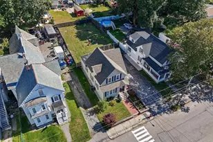 81 5th Ave, Lowell, MA 01854 - Photo 2