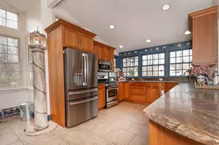 356 Main St, Amesbury, MA 01913 - Photo 2