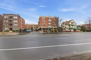 34 Sumner Ave, Springfield, MA 01108 - Photo 2