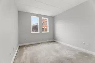 34 Sumner Ave, Springfield, MA 01108 - Photo 10