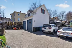 227-229 Newton St, Waltham, MA 02453 - Photo 4
