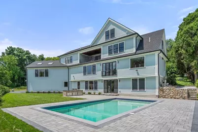 55 Crestview Rd, Belmont, MA 02478 - Photo 2