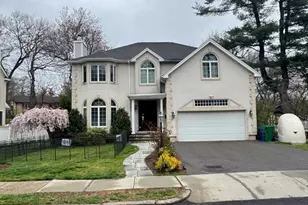 138 Hartman Rd, Newton, MA 02459 - Photo 1