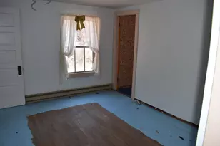 107 Whalom Rd, Lunenburg, MA 01462 - Photo 12