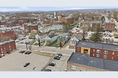 34 Irving St, Worcester, MA 01609 - Photo 10