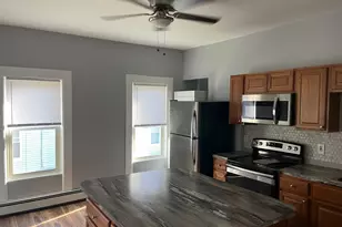 34 Irving St, Worcester, MA 01609 - Photo 12