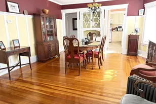 7 Grand St, Reading, MA 01867 - Photo 2