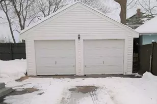7 Grand St, Reading, MA 01867 - Photo 28