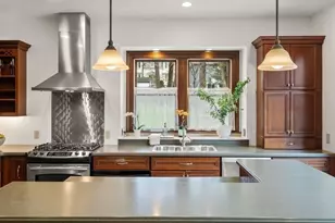 205 Washington St, Winchester, MA 01890 - Photo 18