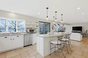 54 Oliver Hazard Perry Rd, Portsmouth, RI 02871 - Photo 8