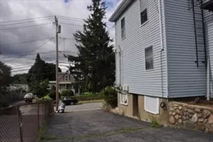 46 Richardson St, Wakefield, MA 01880 - Photo 34