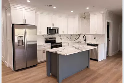 441 Washington St #305, Dedham, MA 02026 - Photo 2