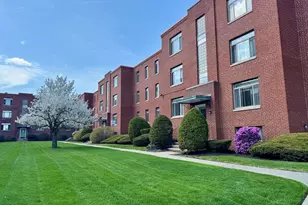 8 Ashland St, Worcester, MA 01609 - Photo 40