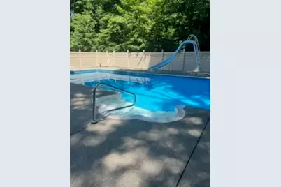 142 Marion Cir, Ludlow, MA 01056 - Photo 10