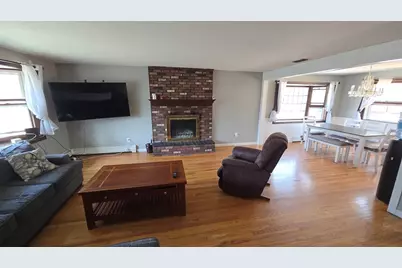 142 Marion Cir, Ludlow, MA 01056 - Photo 20
