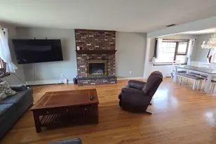 142 Marion Cir, Ludlow, MA 01056 - Photo 20