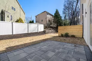30 Wilson Cir, Newton, MA 02461 - Photo 10