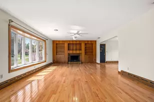29 Llewellyn Dr, Westfield, MA 01085 - Photo 4