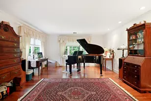 306 Country Side Rd, Greenfield, MA 01301 - Photo 2