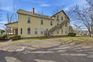 17 Adams St, Easthampton, MA 01027 - Photo 10