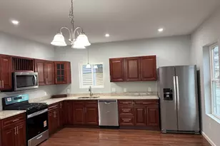 184 Avenue C, Woonsocket, RI 02895 - Photo 2