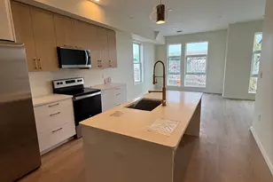 546 Saratoga St, Boston, MA 02128 - Photo 1