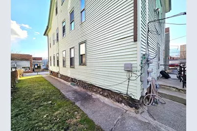 29 Cambridge St, Worcester, MA 01603 - Photo 4