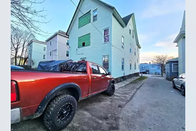 29 Cambridge St, Worcester, MA 01603 - Photo 28