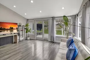 216 Lynn Fells Pkwy, Saugus, MA 01906 - Photo 16