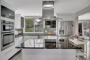 216 Lynn Fells Pkwy, Saugus, MA 01906 - Photo 12