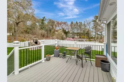216 Lynn Fells Pkwy, Saugus, MA 01906 - Photo 32