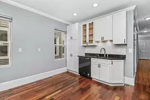 8 Taft St, Boston, MA 02125 - Photo 10