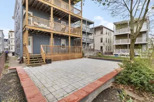 8 Taft St, Boston, MA 02125 - Photo 18