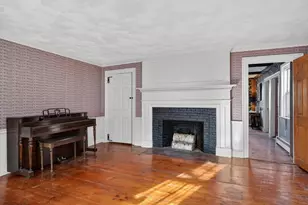 19 Ash St, Marlborough, MA 01752 - Photo 6