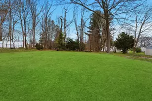 38 Juniper Ln, Holden, MA 01520 - Photo 26