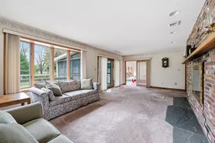 53 Hampden Rd, East Longmeadow, MA 01028 - Photo 10