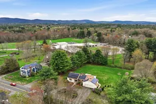 53 Hampden Rd, East Longmeadow, MA 01028 - Photo 2