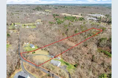 32 Town Farm Rd, North Brookfield, MA 01535 - Photo 1